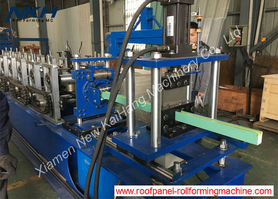 खरीदें साइलेंस डोर रेलिंग रोल बनाने की मशीन / स्टील प्रोफाइल रोल बनाने की मशीन online manufacture